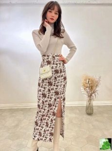 日本GRL2024年春秋新品碎花甜美百搭开衩显瘦半裙