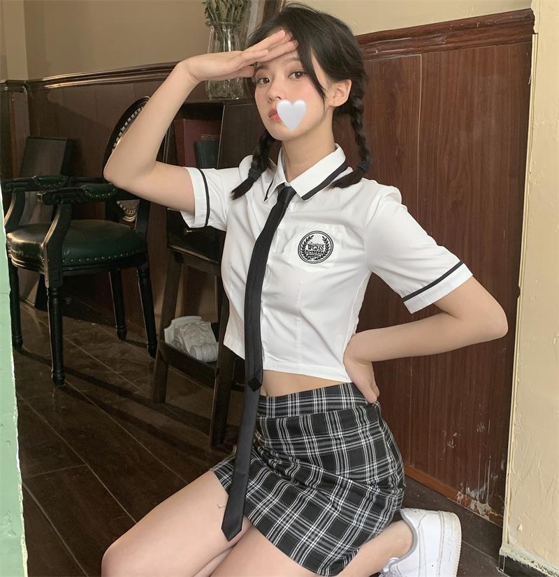 Korean slim short JK uniform shirt + High waisted and versatile plaid skirt