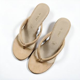 坡跟简约人字拖女夏外穿平底防滑夹趾沙滩凉拖鞋 Z家同款 2026新款