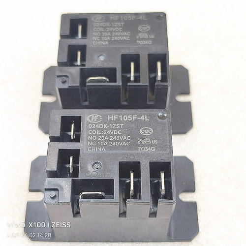HF105F-4L 024DK-1ZST 全新宏发继电器 24V 20A 一开一闭  现货