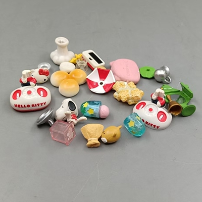现货正版 Sanrio/三丽鸥 食玩 Hello Kitty 史努比 模型配件 散货