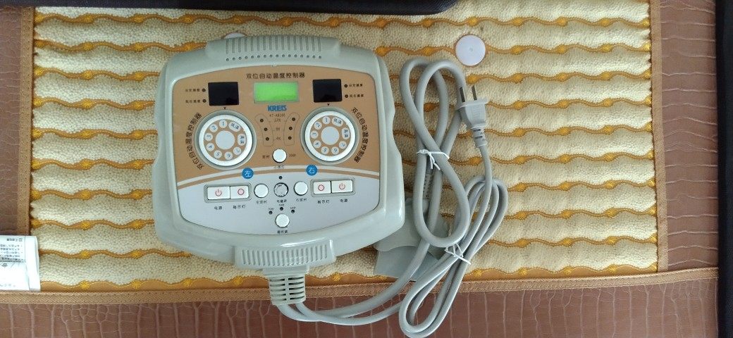 健康坊永寿堂数码双控玉石床垫
