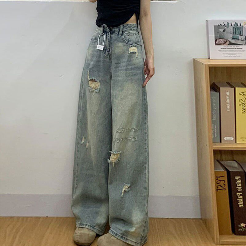 超火的破洞牛仔裤女款2026春装新款胖mm大码高腰梨形身材阔腿裤子