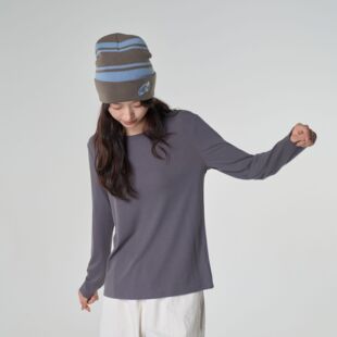 独特漂亮早春上衣女款2026春装新款宽松圆领休闲内搭单穿长袖T恤