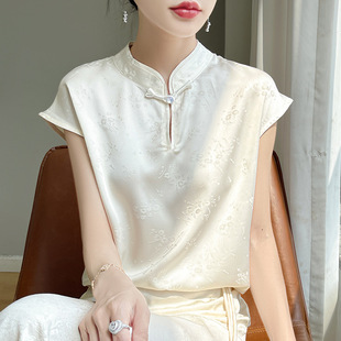 白色高级感t恤女款2026夏季新款圆领短款时尚薄款减龄显瘦打底衫