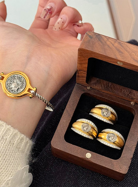 青岛黛美舒饰品法式轻奢复古风高版本拉丝古币人像戒指女小众