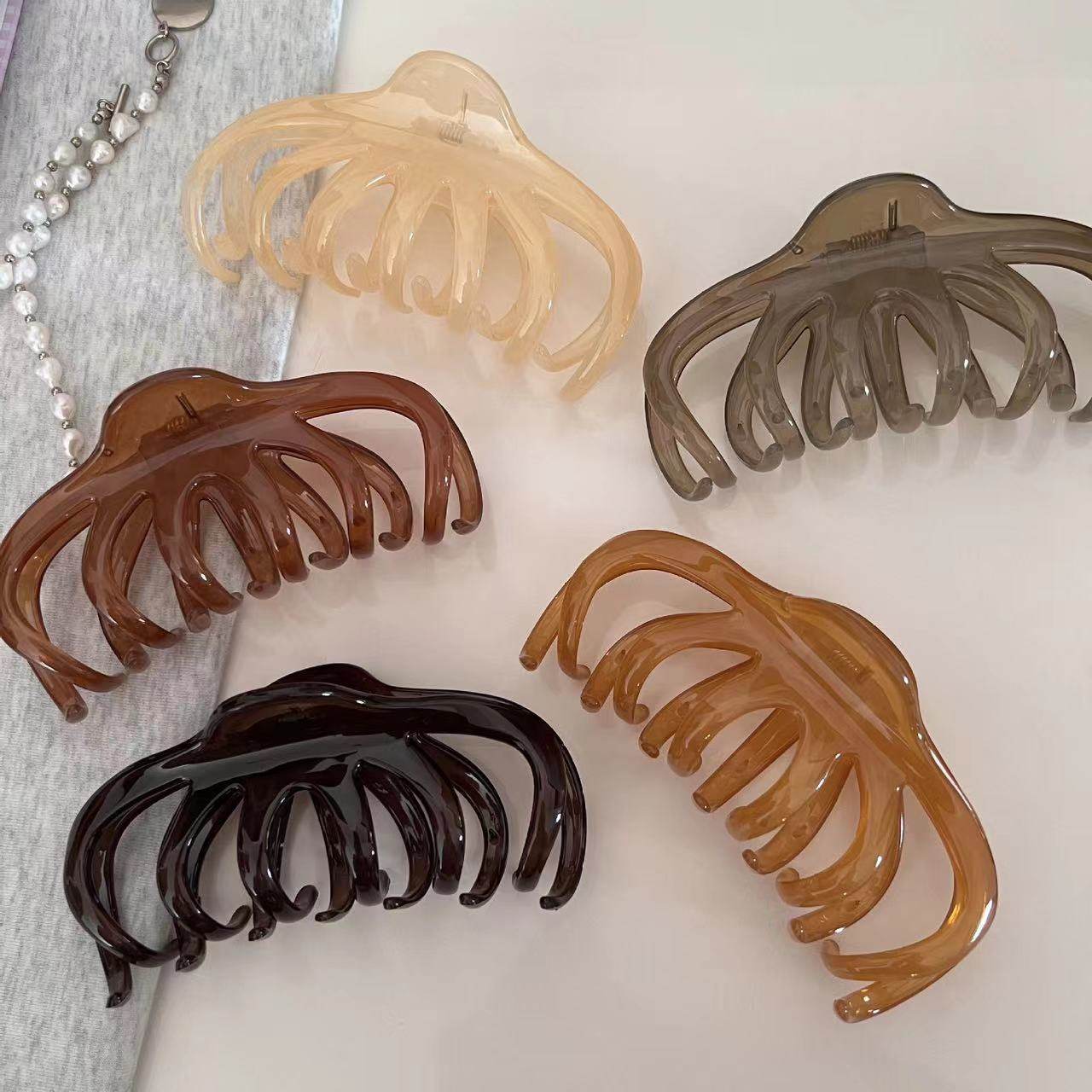 果冻色大号章鱼抓夹女后脑勺盘发气质复古法式发夹发量多发卡头饰