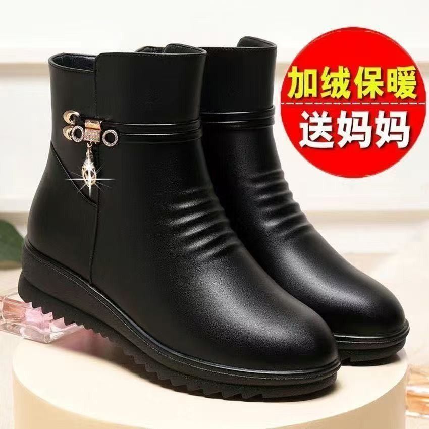 妈妈鞋软底舒适秋冬加绒保暖中老年棉鞋平底防滑中年皮鞋女短靴子