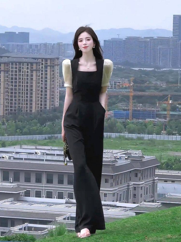 高级感女神范方领短袖连衣裤