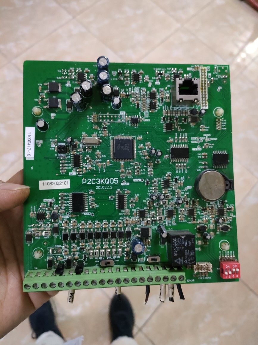 欧瑞变频器主板 电脑CPU板 P2C3KQ05 F2000-P0300T3C 30KW 拆机