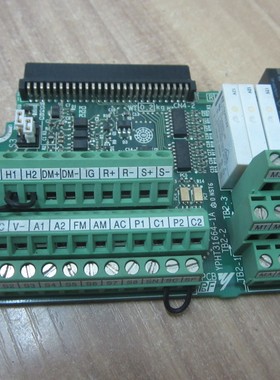安川 L1000A 变频器 端子板 IO板 YPHT31664-1A 包好 ETC740350