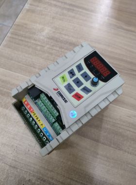 DRS ES100-3T-4R0G/5R5P 德瑞斯变频器 功能包好 380V 4KW 5.5KW