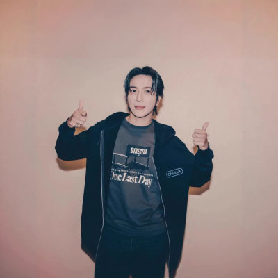 CNBLUE郑容和2026演唱会OneLastDay日本场周边同款短袖T体恤印花