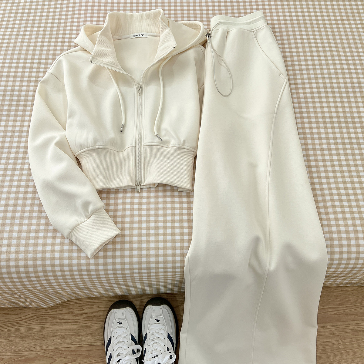 韩女穿搭！奶呼呼杏色连帽短款卫衣开衫外套女高腰休闲裤秋冬套装,女装/女士精品,时尚套装,淘宝优惠券,粉丝福利购,淘宝优惠卷