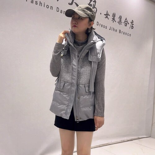 芮娜依莲秋冬新款大码连帽棉马夹