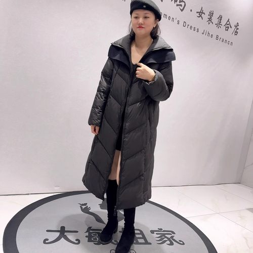 芮娜依莲冬季过膝长款羽绒服外套