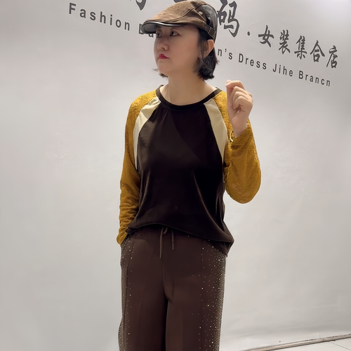 女权贵族秋冬新款大码显瘦打底衫