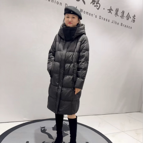 芮娜依莲冬季新款大码羽绒服外套