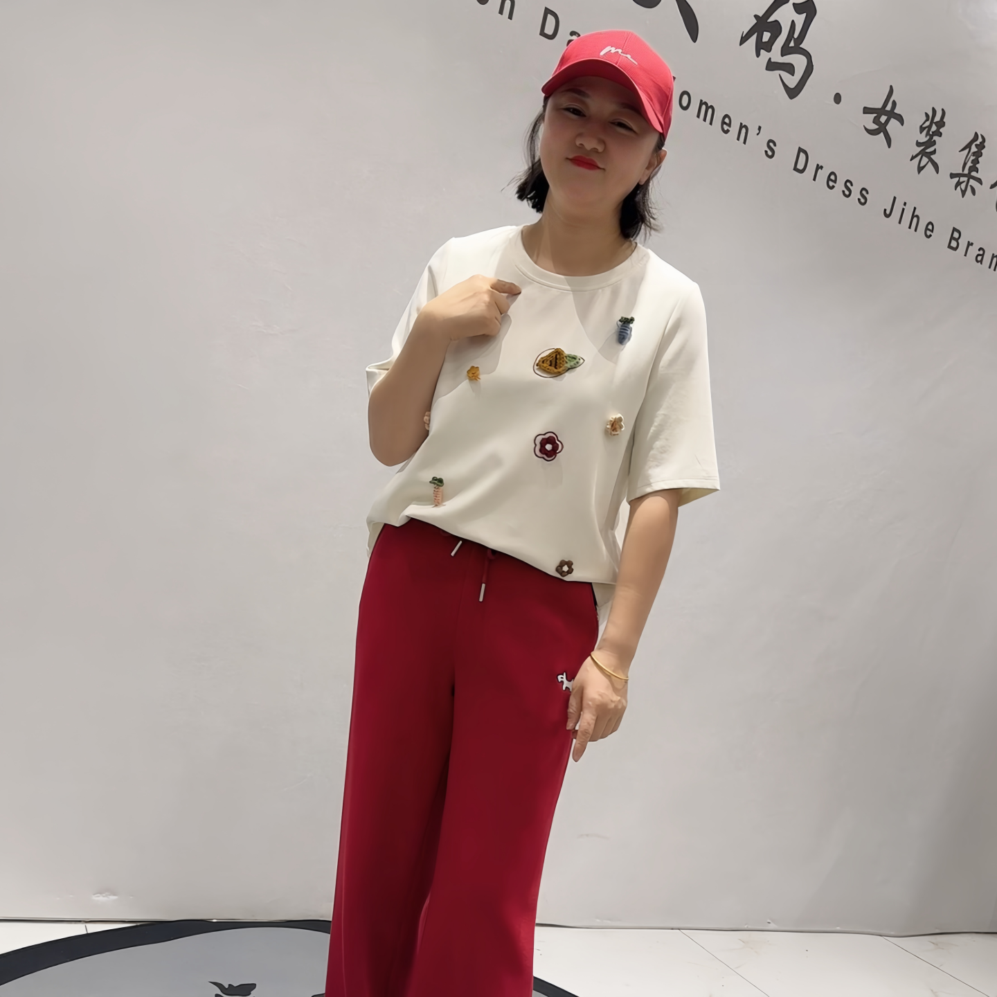 女权贵族年货新款大码打底短袖T