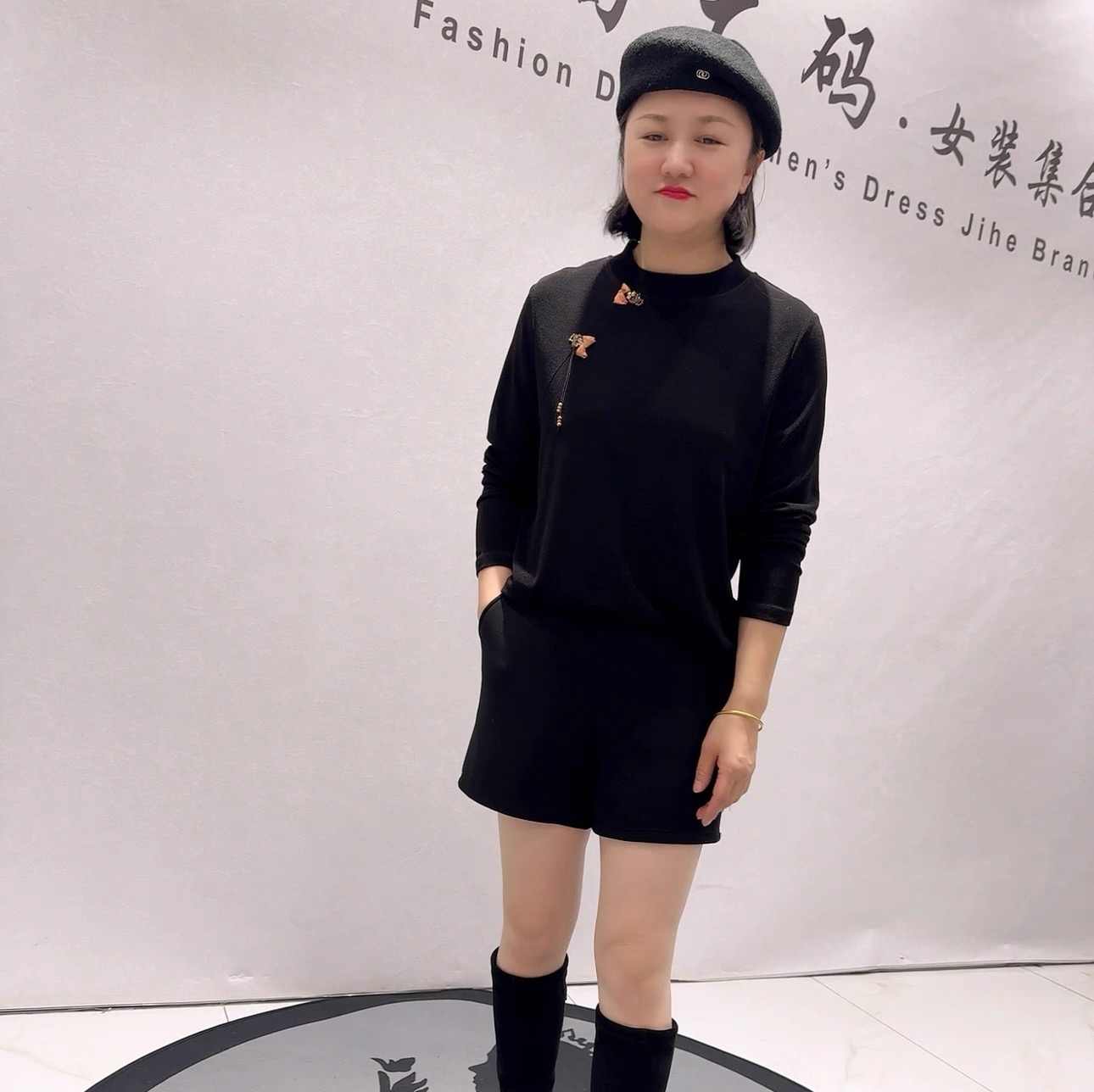 芮娜依莲年货新款大码国风气质衫