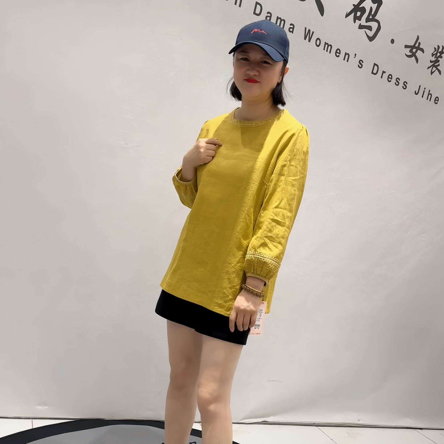 芮娜依莲年货新款大码气质棉麻衫