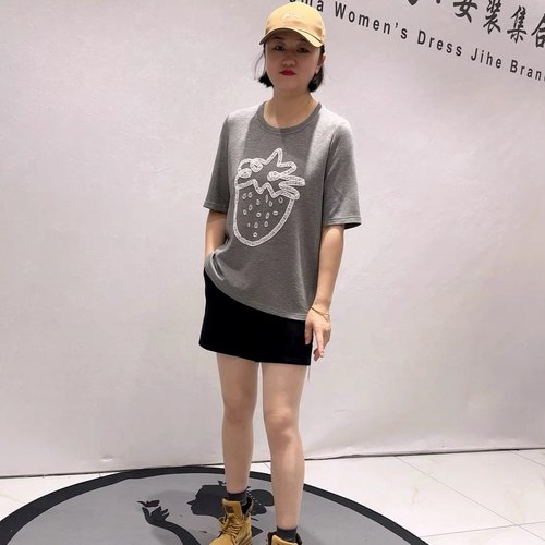 女权贵族年货春款大码百搭短袖T