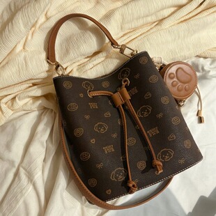 小南风Chio三条肩带 面包小狗水桶包包女日常通勤百搭单肩斜挎包