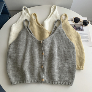 高端爆款韩系短款羊毛木扣背心甜美温柔风马甲女叠穿吊带小上衣