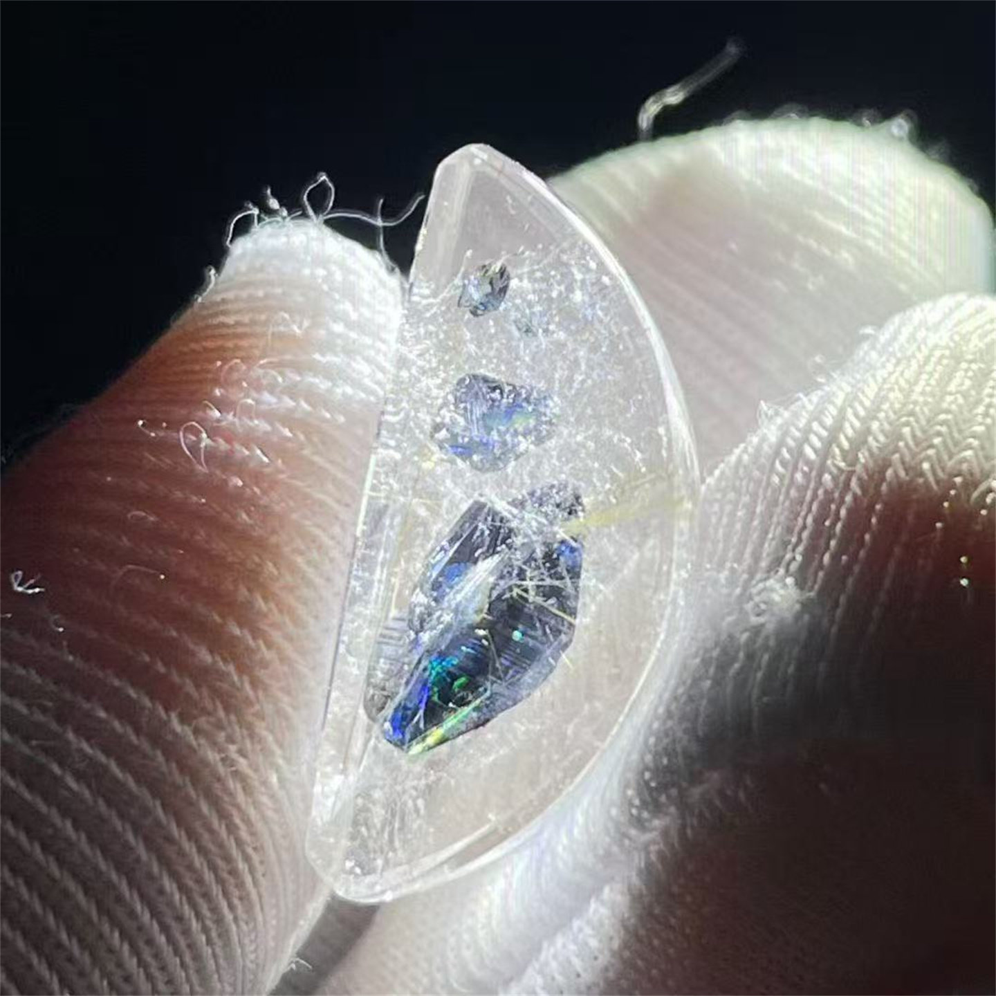 天然水晶全包裹蓝色系矿物颗粒奇石DIY饰品项链吊坠一物一图款