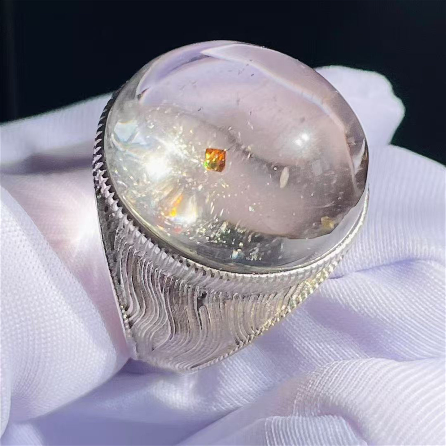 天然水晶全包裹炫彩黄锐钛矿物裸石银镶嵌戒指饰品礼物一物一图款,饰品/流行首饰/时尚饰品新,戒指/戒面,淘宝优惠券,粉丝福利购,淘宝优惠卷