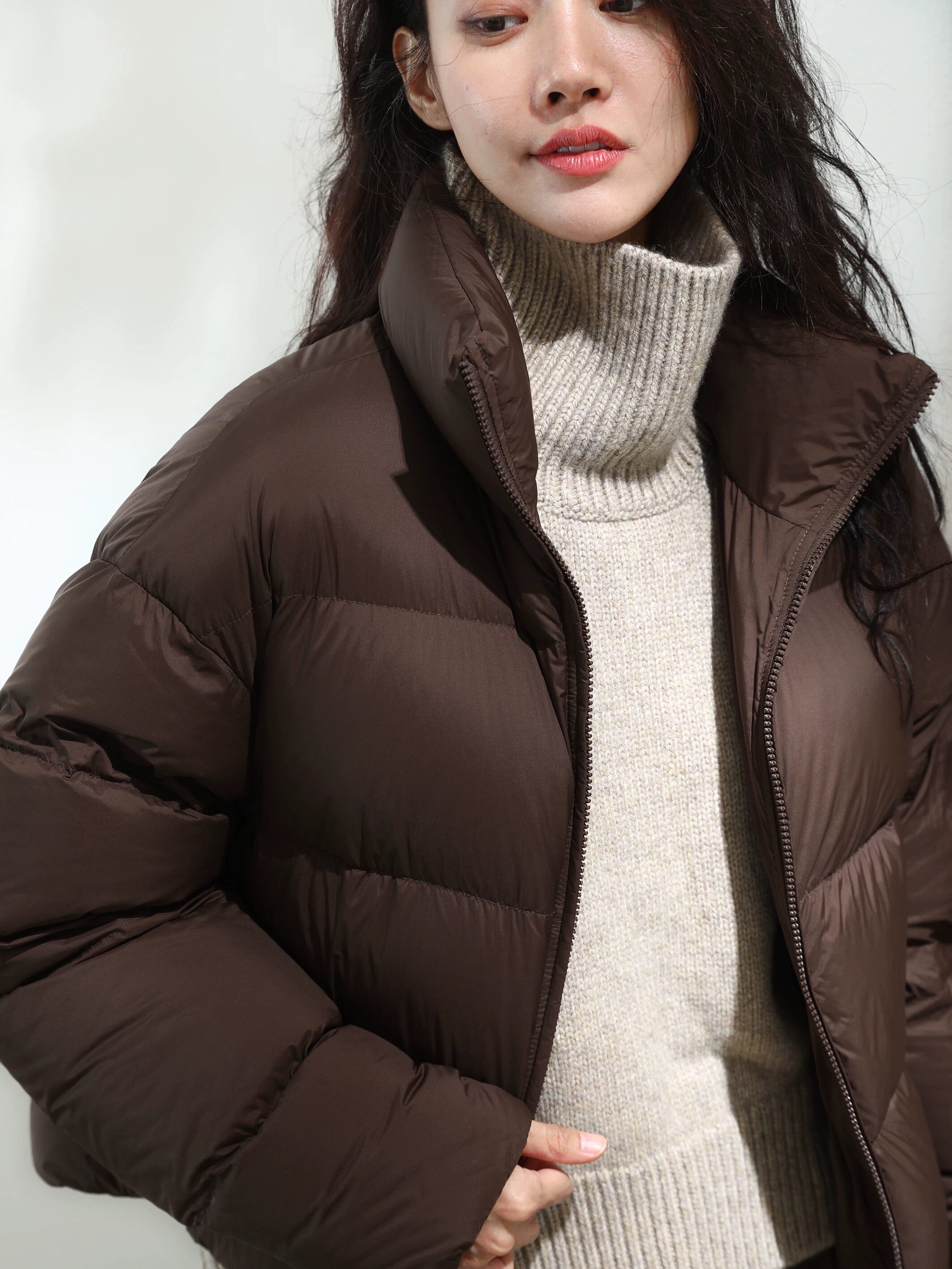 轻奢90白鹅绒羽绒服女加厚保暖立领短款小个子面包服简约咖色外套