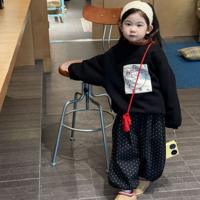 2025冬季新款童装 韩版童装 女童可爱贴布加绒卫衣 圆领加厚卫衣