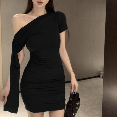纯欲风韩系斜肩系带收腰连衣裙女