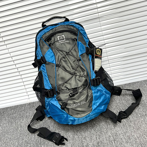 25升户外登山悬浮背负双肩包