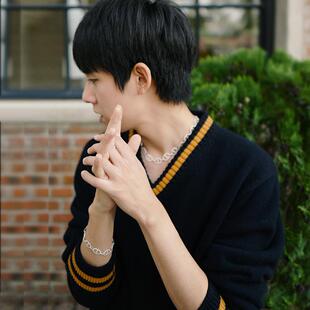 100纯山羊绒衫男V领毛衣冬季新款鸡心领套头针织打底衫青少年学生