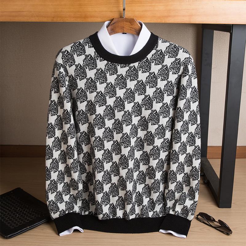 2025冬季新款羊绒衫男圆领斑马