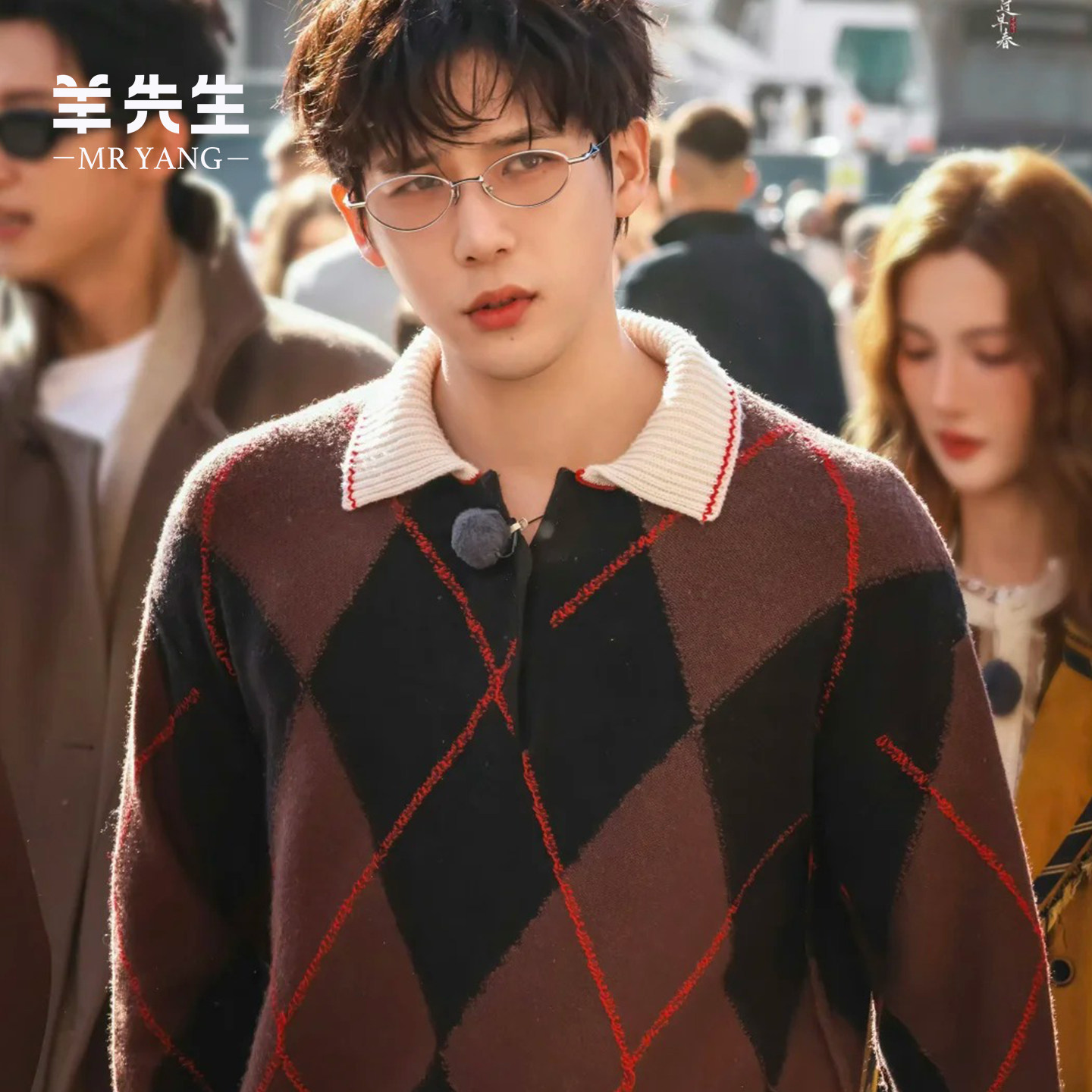新款纽扣翻领男士羊绒衫明星同款