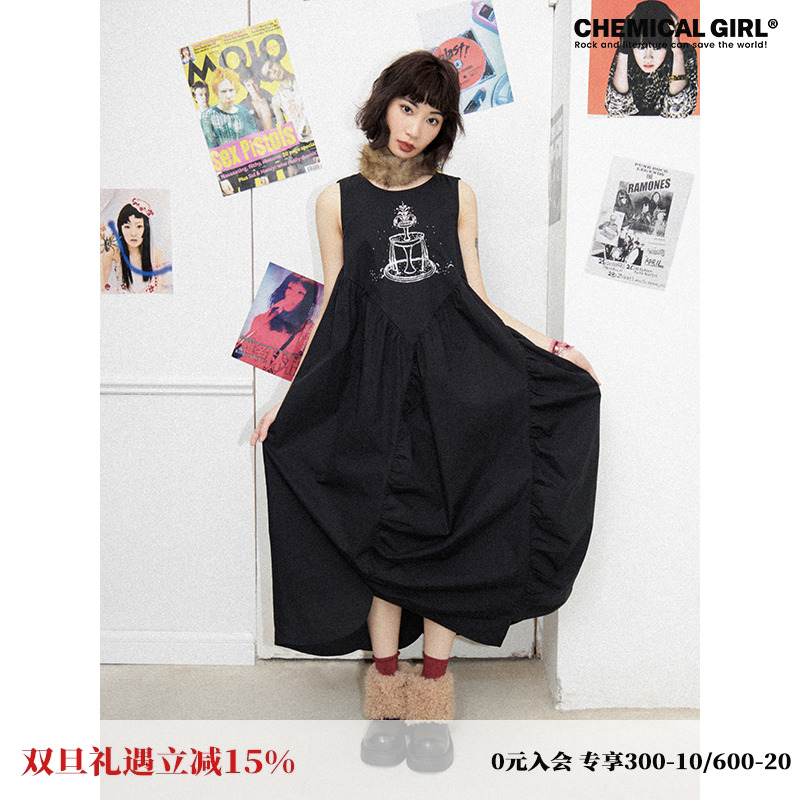 化学少女刺绣不规则长款连衣裙