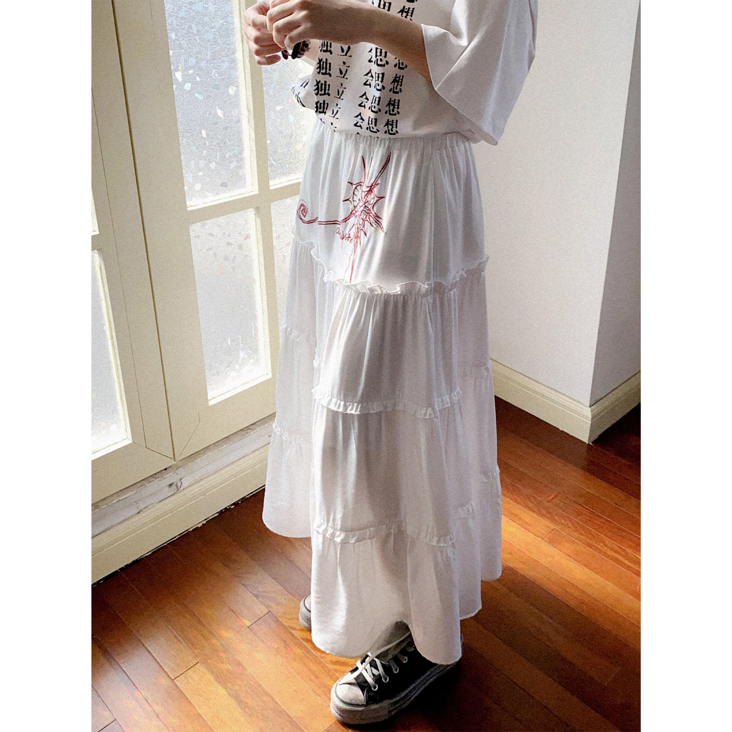 化学少女重磅褶皱花边刺绣半裙