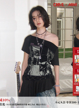 化学少女×NANA联名 设计感不规则斜肩花边下摆绑带印花T恤女夏