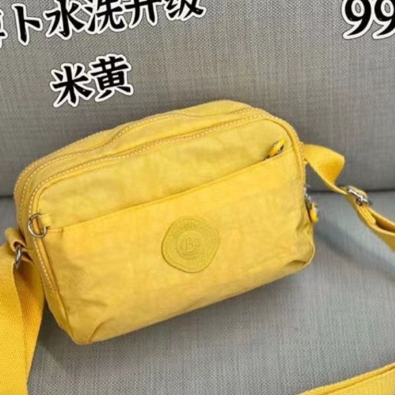 博卜新款尼龙多层斜挎手机包女休闲轻便中年妈妈单肩小包2025图片