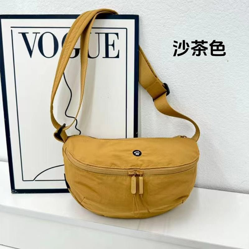 佰斯图2025新款时尚小包包轻便迷你多层单肩斜挎饺子包尼龙休闲包