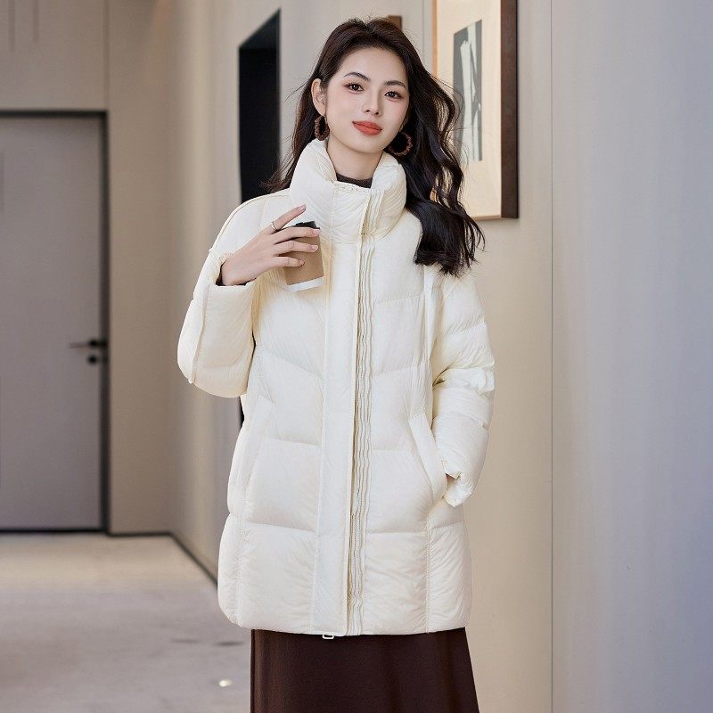 新款米白色羽绒棉服女2025冬季直筒白鸭绒慵懒感韩系棉袄外套