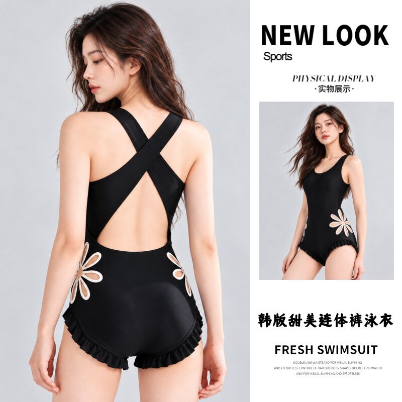 泳衣女连体平角裤ins度假风遮肚显瘦小胸聚拢时尚沙滩海边游泳装