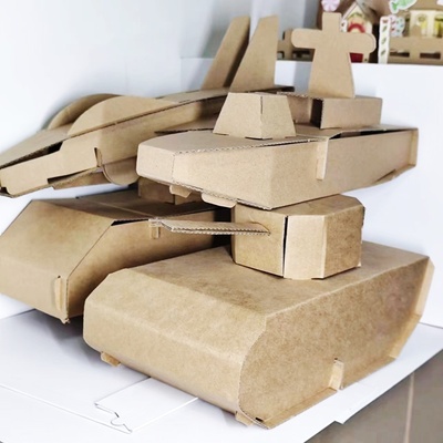 儿童diy手工制作材料坦克飞机轮船潜水艇汽车纸箱模型国庆幼儿园