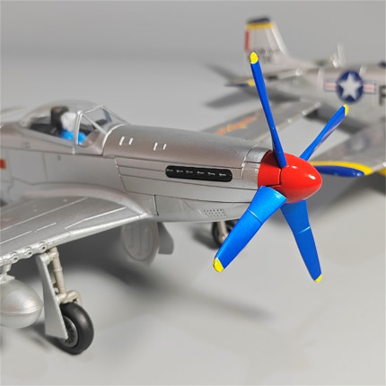 1：48P51野马战斗机合金模型玩具仿真军事摆件小众桌面微缩艺术品