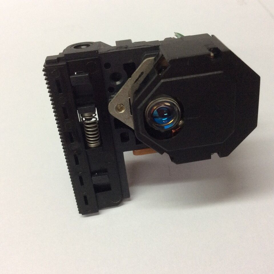 全新原装 CDP-XA30ES激光头