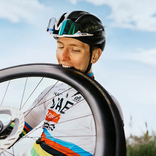 马牌UAE车队限量版超轻环胎