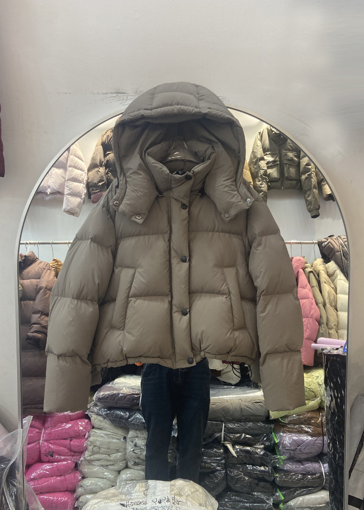 韩版短款帽子脱卸加厚保暖羽绒服