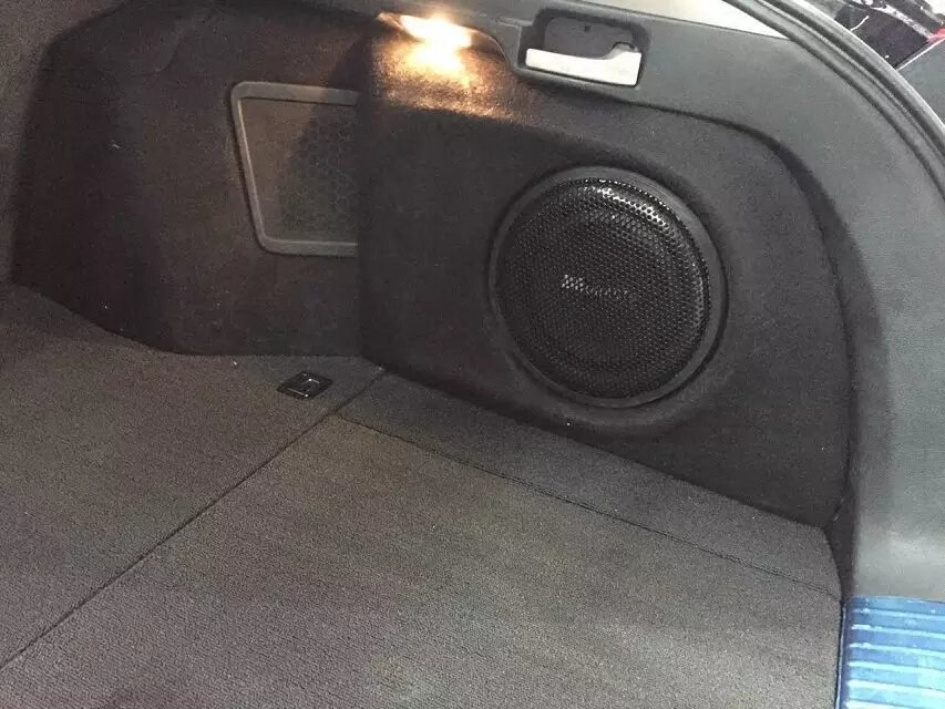 歌诗图低音炮汽车尾箱专车专用 补型低音箱 后备箱低音炮箱体倒模